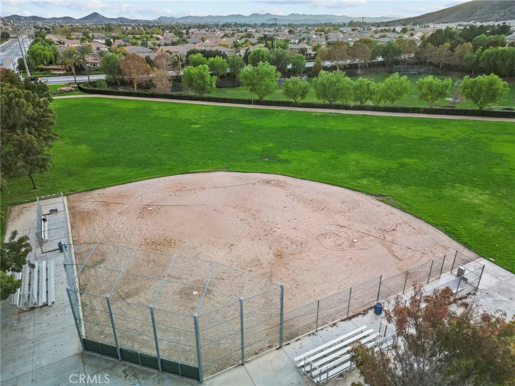 28463 Boardwalk Court, Menifee, California 92585 home-pic-43
